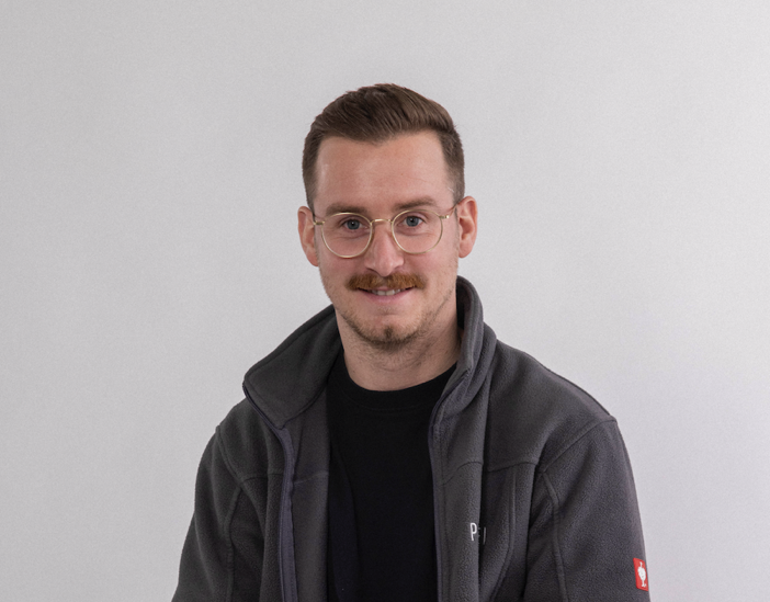 Vom Werkzeugmechaniker zum Head of Logistics bei PURELEI - im Interview mit Sebastian Imhof